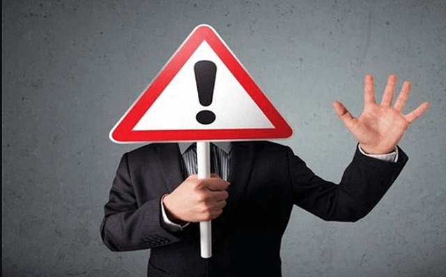 Nhiều cổ phiếu rơi vào tình trạng ‘báo động’