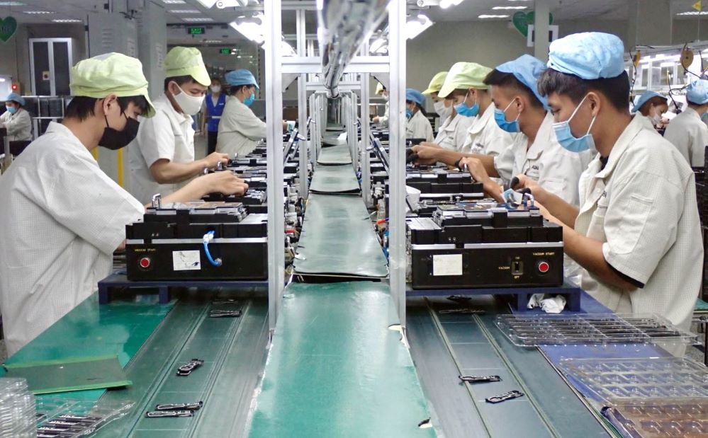 Nghỉ Tết dài ngày, nhập siêu gần 4 tỷ USD