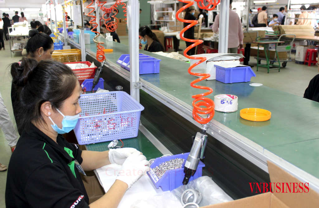 Hỗ trợ lãi suất 'nửa vời' khó giúp doanh nghiệp phục hồi