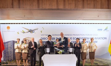 FLC, Bamboo Airways 'bắt tay' chiến lược nhiều đối tác lớn trong Diễn đàn xúc tiến đầu tư tại Đức