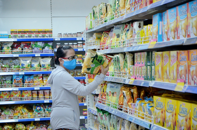 'Cơn lốc' giá cả đe dọa sức chống chịu của nền kinh tế