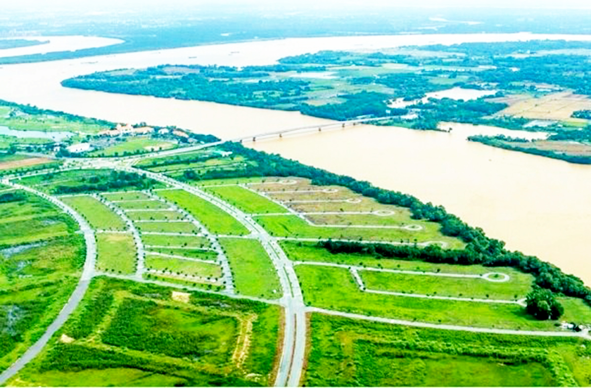 'Sốt ảo' bùng lên trong cuộc đua thâu tóm quỹ đất