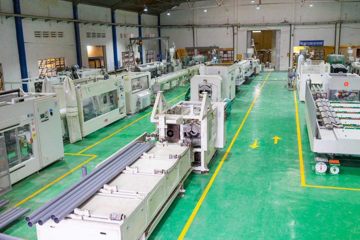 Nhóm cổ phiếu liên quan ‘họ DNP’ miệt mài tăng cả tuần