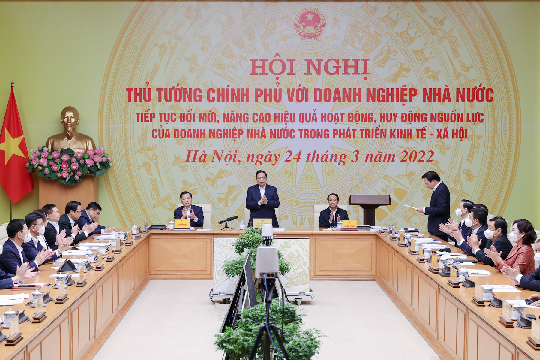 Cần đẩy 'cỗ xe' DNNN lăn bánh, chuyển động nhanh hơn