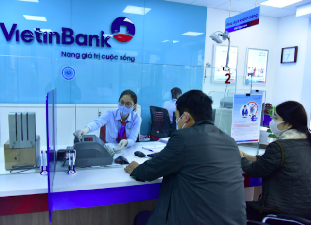 Vietinbank và Vietcombank kéo lùi tăng trưởng lợi nhuận của ngành ngân hàng