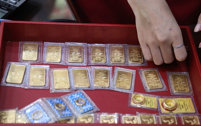 Giá vàng SJC rời ngưỡng 69 triệu đồng/lượng, đầu tư vẫn sinh lời khoảng 10,38%