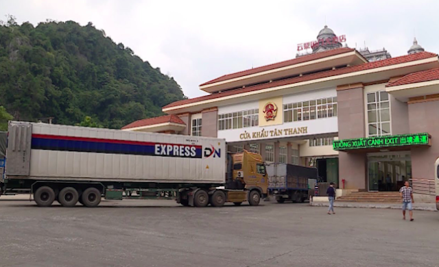 Doanh nghiệp phản ánh bị phát sinh chi phí lớn khi thông quan ở cửa khẩu Tân Thanh