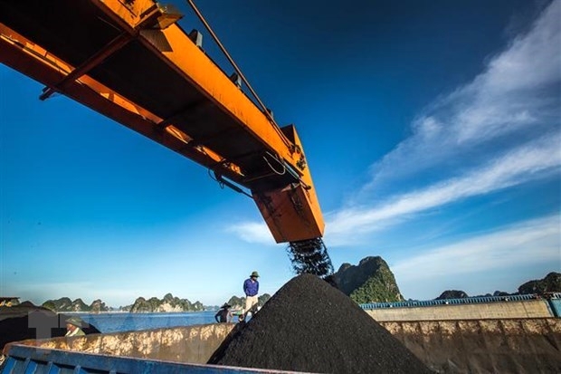Nhập khẩu than từ Nam Phi tăng gần 3 lần sau một năm