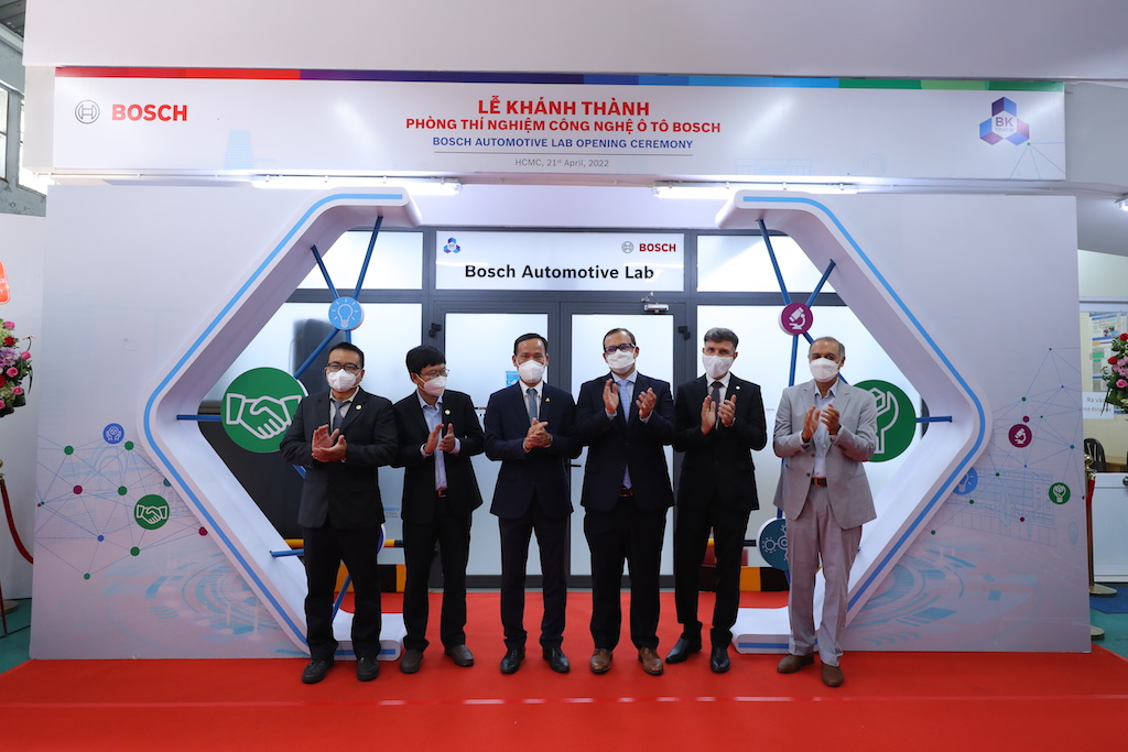 Ra mắt Phòng thí nghiệm công nghệ Ô tô Bosch tại Đại học Bách khoa Tp.HCM