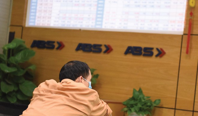 VN-Index tăng phiên thứ 2 liên tiếp nhưng thanh khoản ‘khiêm tốn’