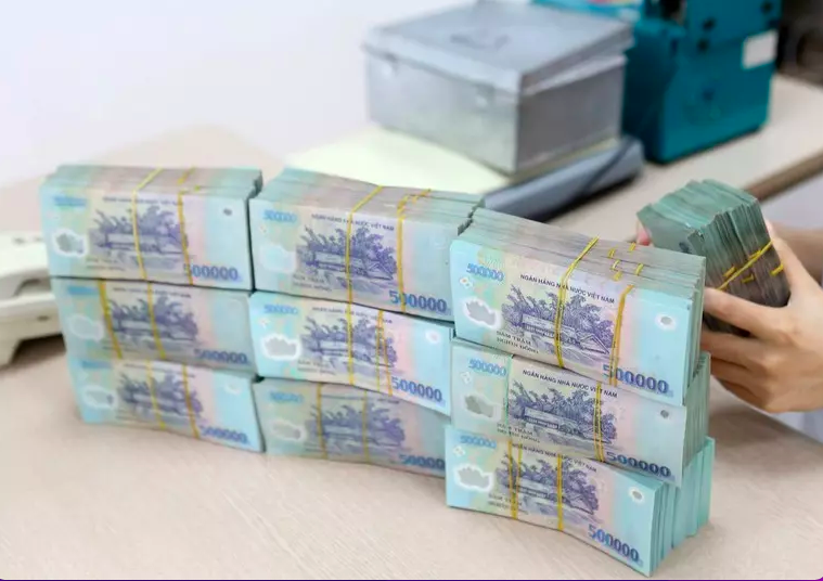 Dưới 1 tỷ đồng gửi tiết kiệm ngân hàng nào lãi suất cao nhất?