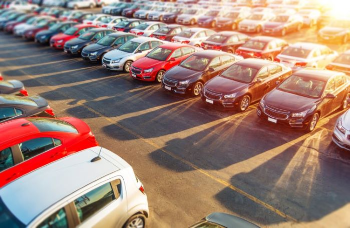Ô tô nhập khẩu tăng tốc vào Việt Nam, riêng tháng 4 đạt gần 13.200 xe