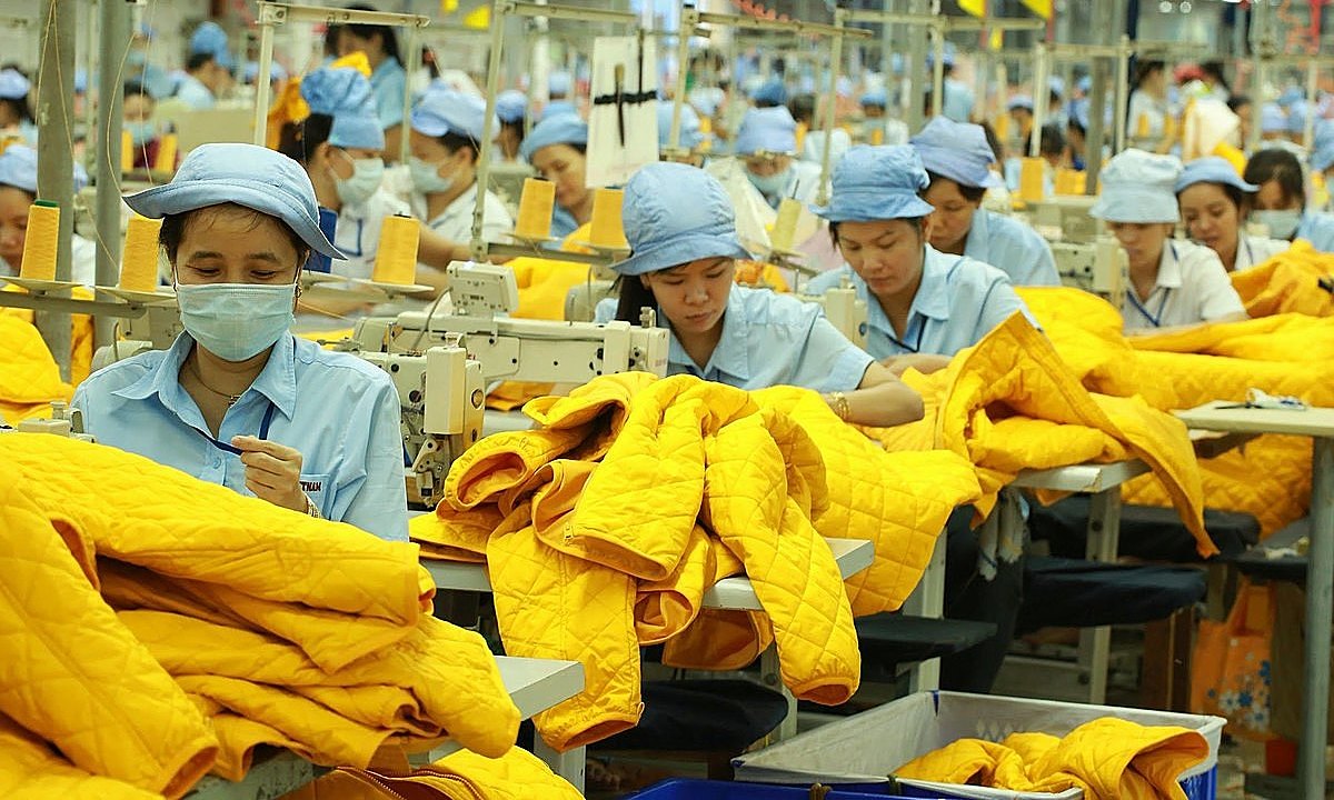 Chờ một năm bùng nổ xuất khẩu