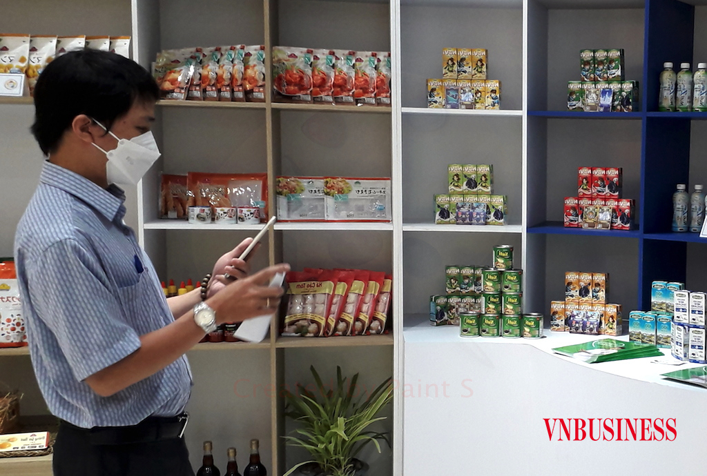 Doanh nghiệp Việt lựa chọn hướng đi trên kênh bán hàng trực tuyến