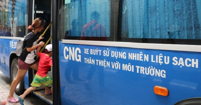Cần thêm 'lực đẩy' cơ chế để thu hút các HTX vận tải sử dụng nhiên liệu sạch
