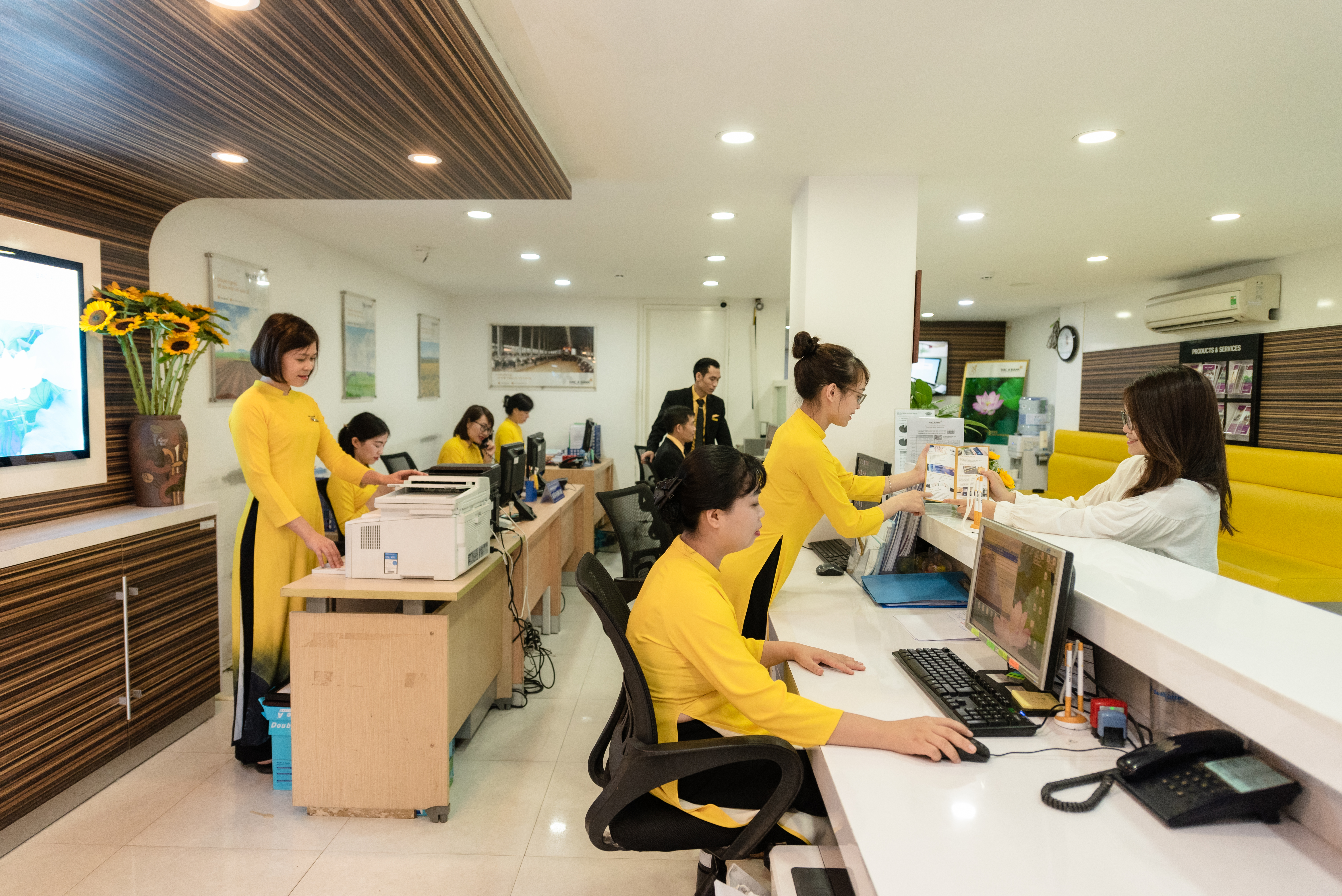 Tham gia bảo hiểm, giảm thêm lãi suất vay từ BacABank