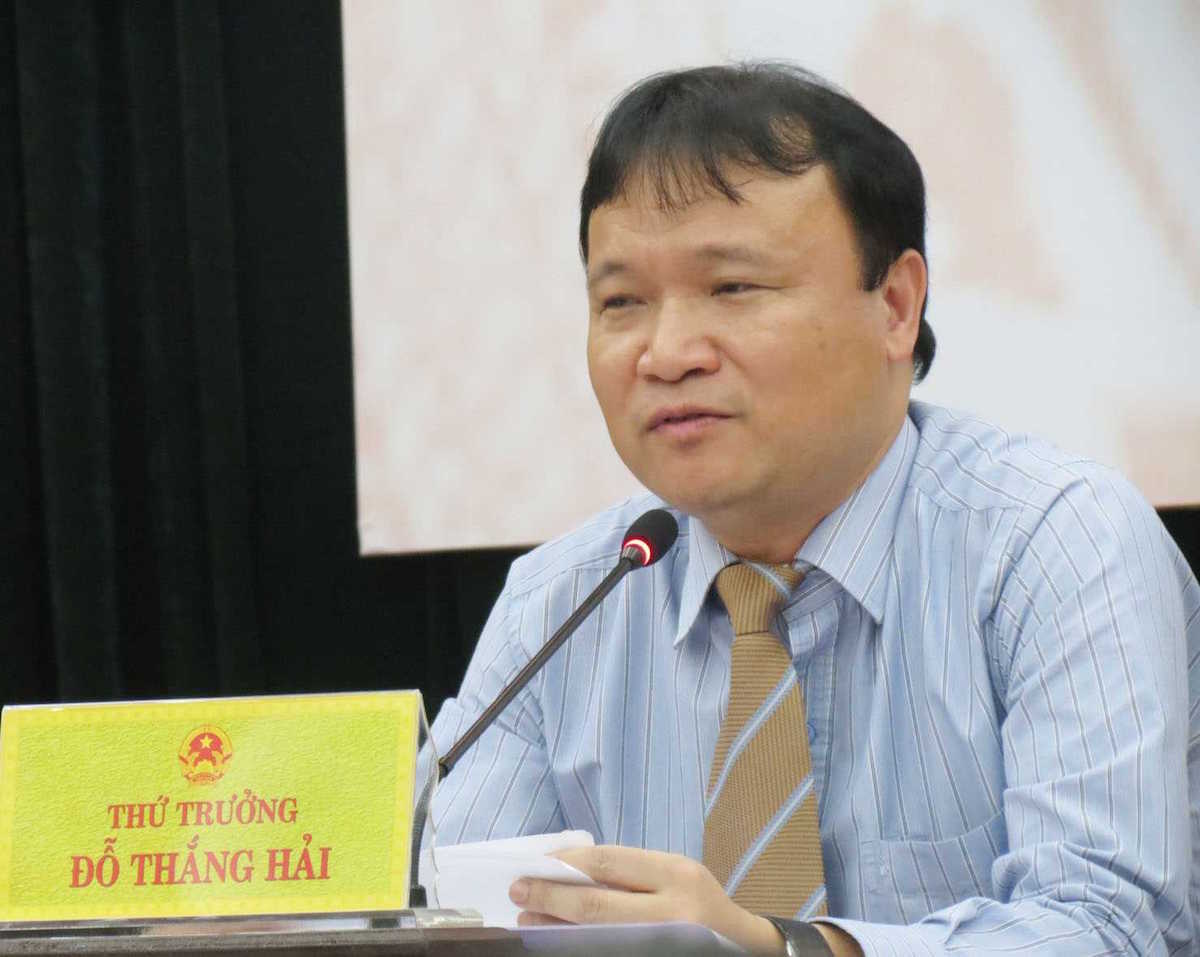 Thứ trưởng Bộ Công Thương: Bình ổn giá xăng dầu giống như 'hồ điều hòa', phần tiết kiệm để khi cần thì sử dụng