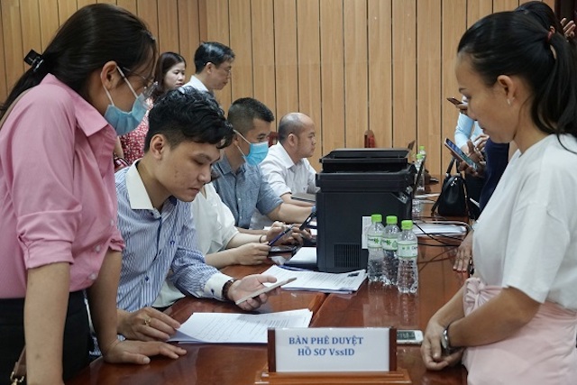 ‘Mạnh tay’ xử lý, nợ đọng bảo hiểm xã hội vẫn gia tăng