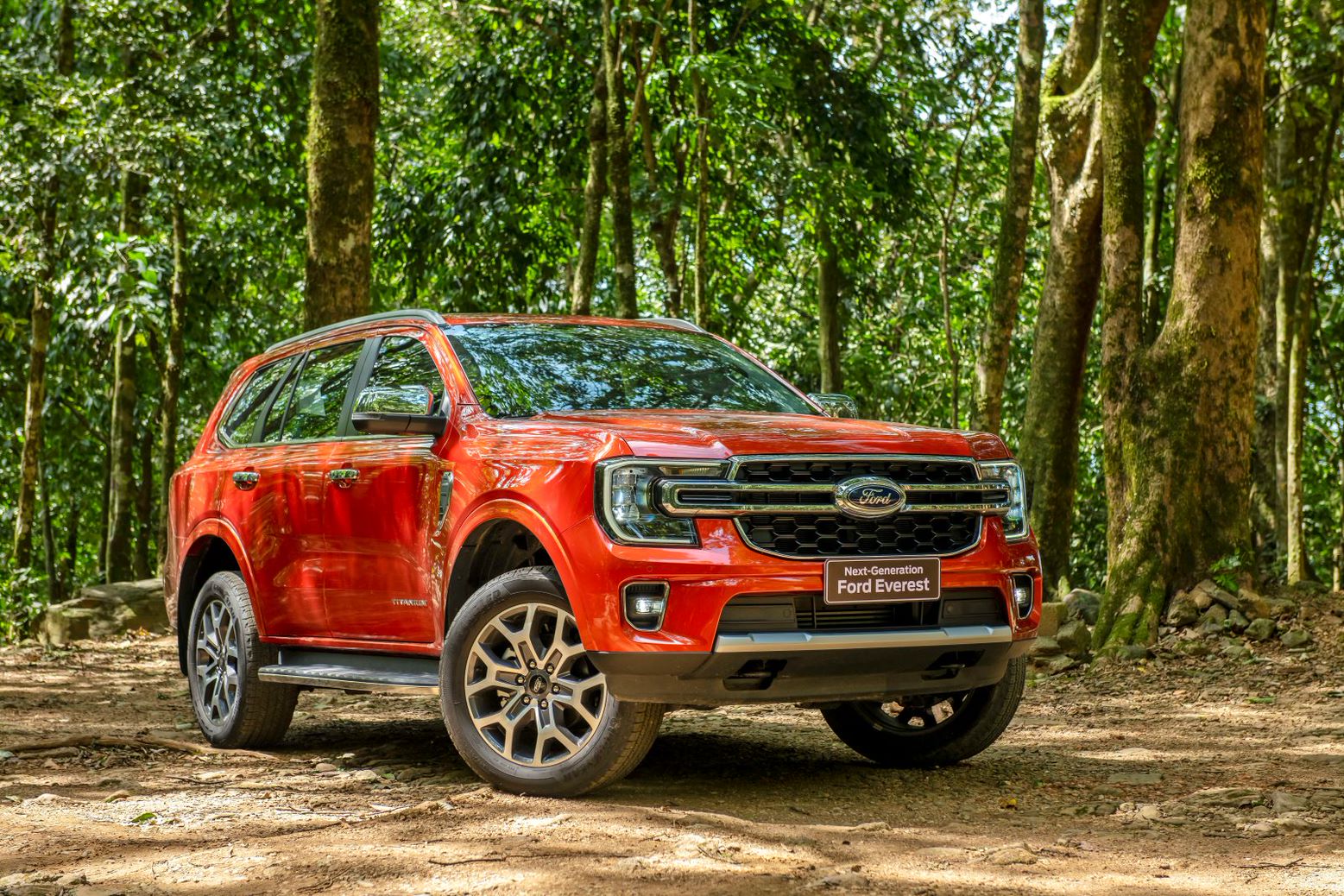 Ford Everest Thế Hệ Mới chính thức ra mắt tại Việt Nam