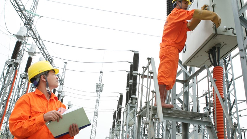 EVN mong khách hàng thông cảm về sự cố mất điện đột ngột ở miền Bắc