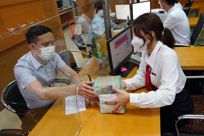 Gói hỗ trợ lãi suất 2%: Ngân hàng sẽ không 'vẽ' thêm thủ tục cho khách hàng