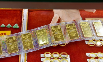 Giá vàng trong nước điều chỉnh tăng từ 100.000 - 150.000 đồng/lượng theo xu hướng thế giới