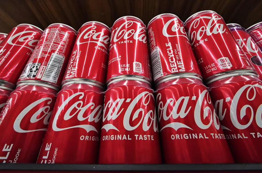 mua Nước Ngọt Coca Cola Lon 320ml sỉ giá rẻ nhất Bạc Liêu  Losupply