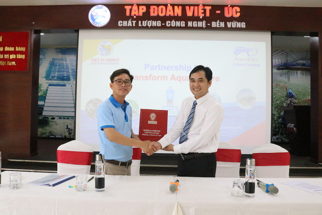 Hợp tác ứng dụng công nghệ thông minh trong ngành nuôi tôm
