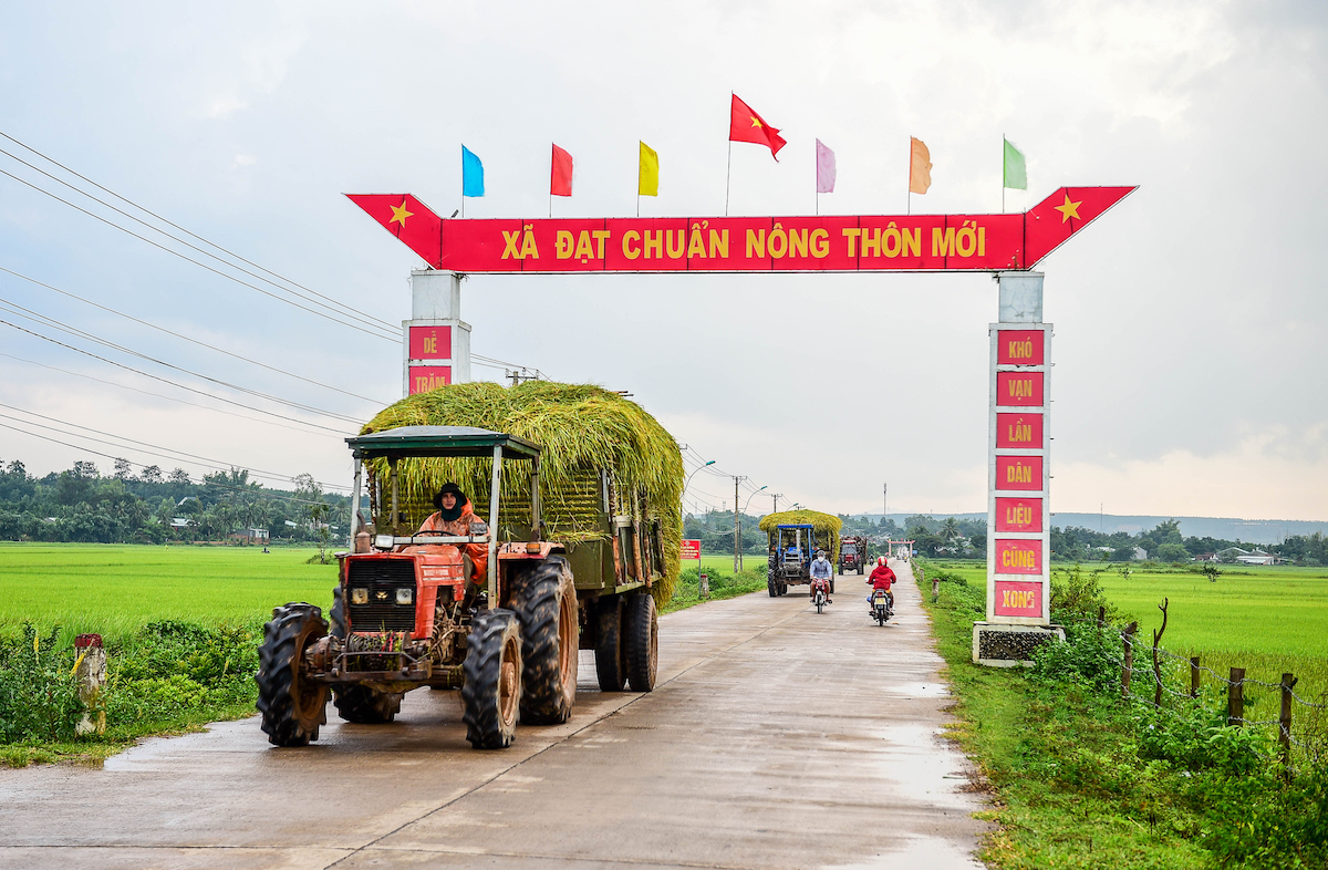 ‘Đừng nghĩ nông thôn mới chỉ là xây dựng hạ tầng, cũng không thể “mặc đồng phục” ở tất cả địa phương’