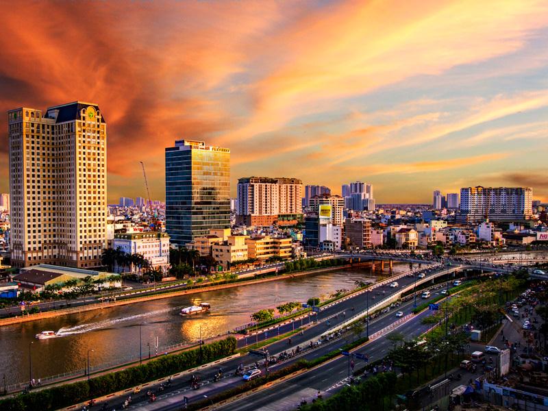 'Nốt trầm, bổng' của nhóm cổ phiếu bất động sản