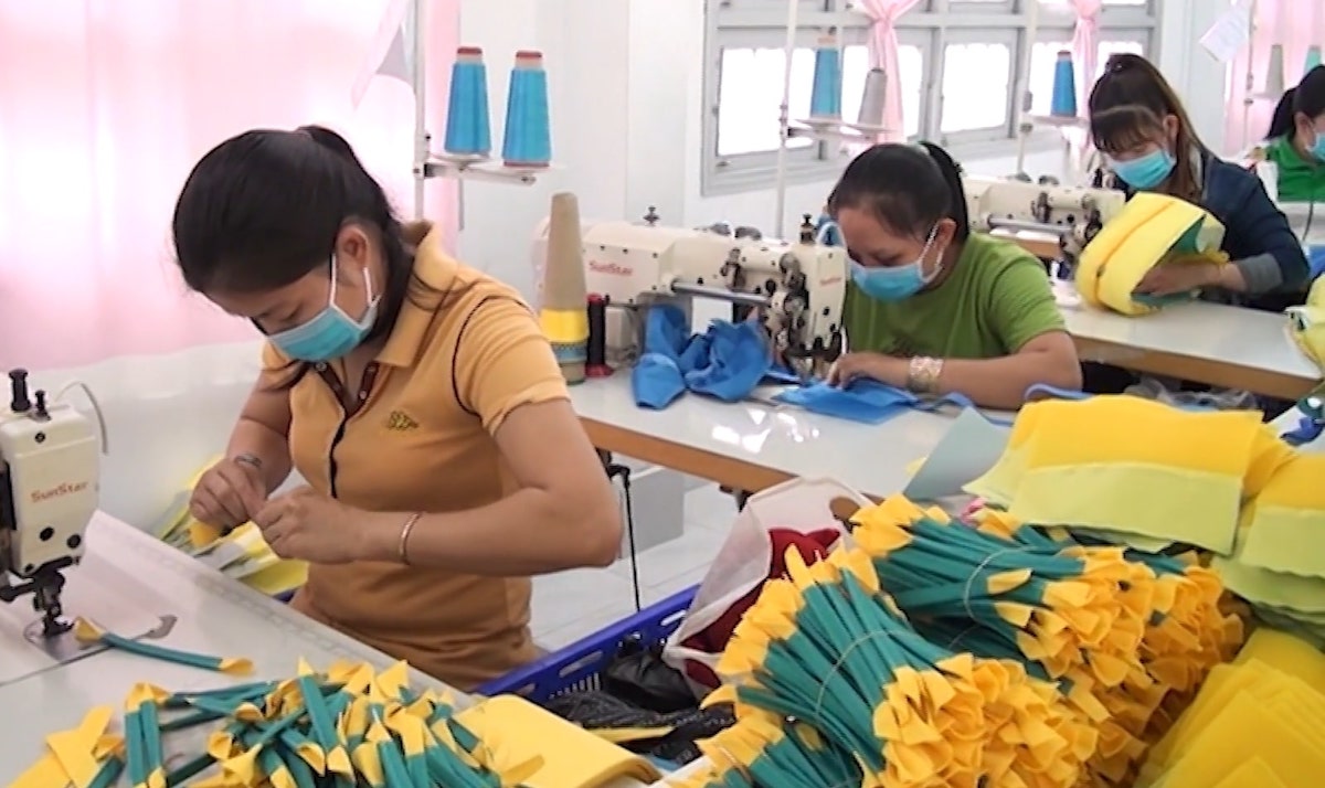 Vì sao nhiều doanh nghiệp có nguy cơ phá sản, không có tiền trả lương cho người lao động?