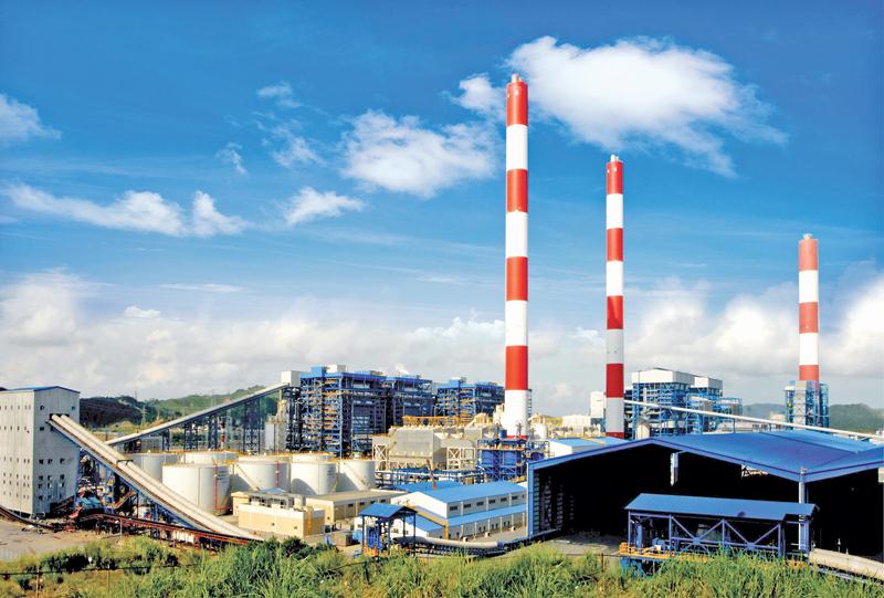 Đầu tư năng lượng tái tạo và chuyển dịch ra khỏi năng lượng than tiêu tốn 64 tỷ USD