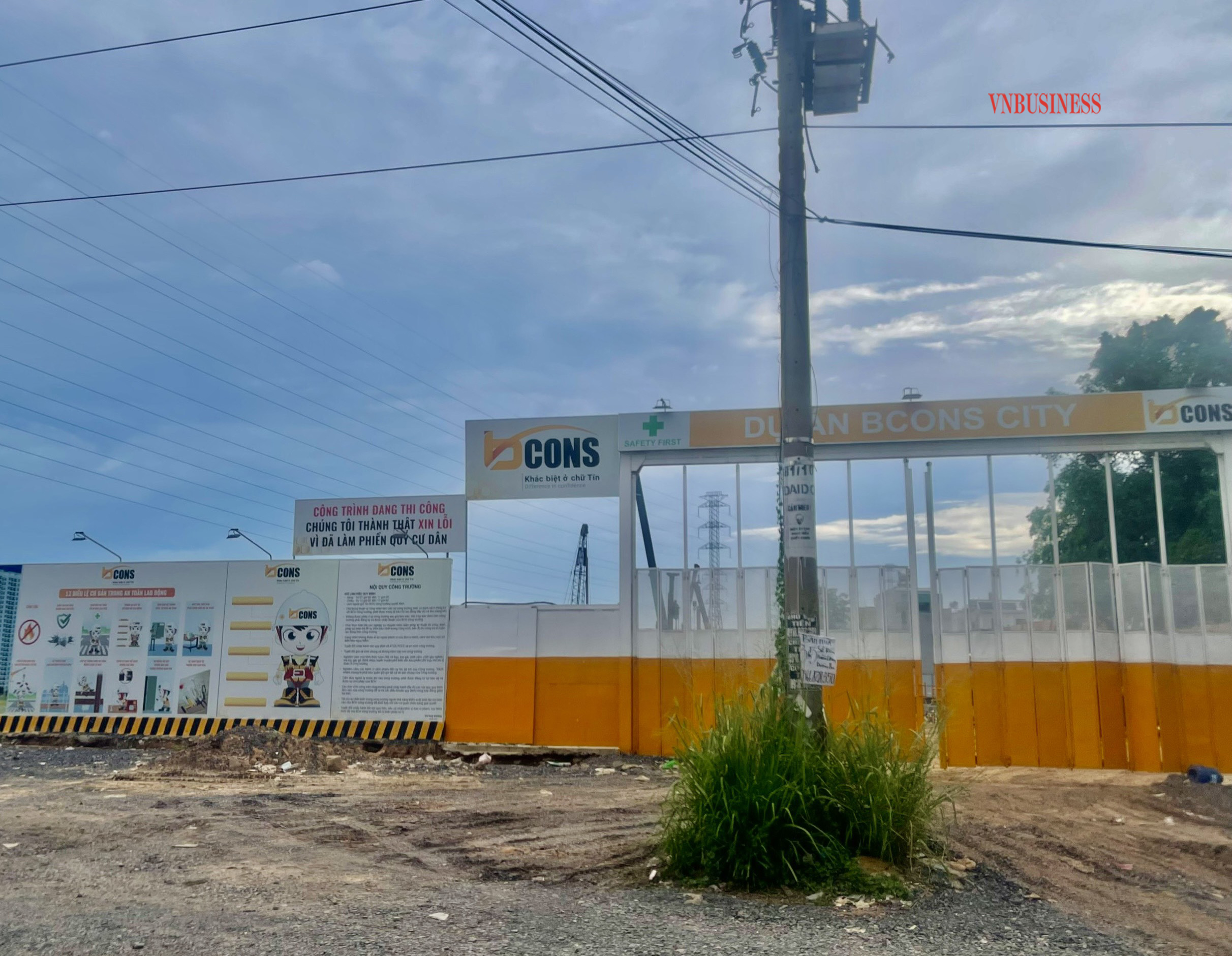 Bình Dương: Khách hàng có nên xuống tiền mua “nhà không móng” tại dự án Bcons Polygon và Bcons City?