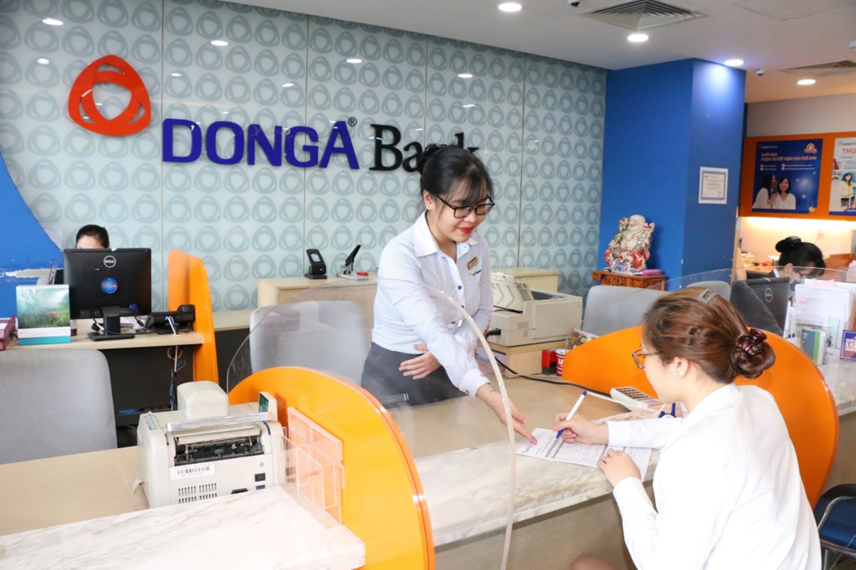 Hé lộ ngân hàng sẽ 'về chung nhà' với HDBank?