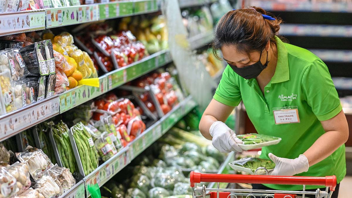 Vì sao nhiều đặc sản vẫn khó vào siêu thị?