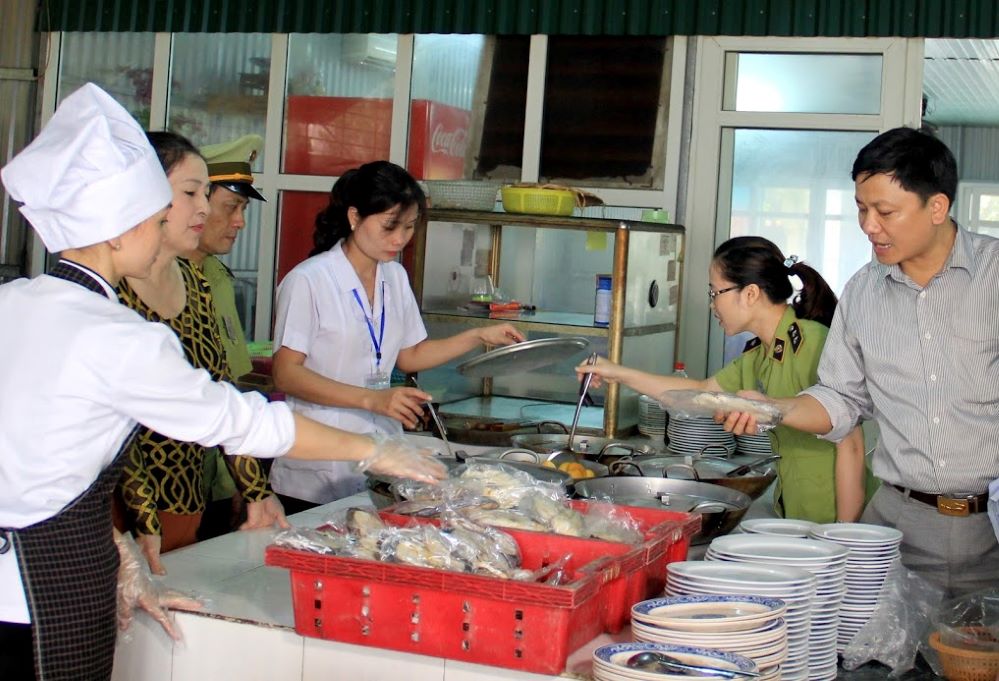 Hà Nội phân cấp rõ trong công tác quản lý an toàn thực phẩm