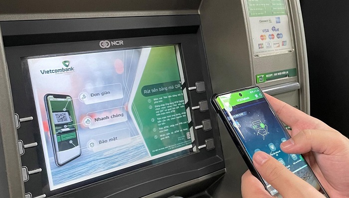 Chi 15.000 tỷ đồng chuyển đổi số, ngành ngân hàng 'hái trái ngọt'