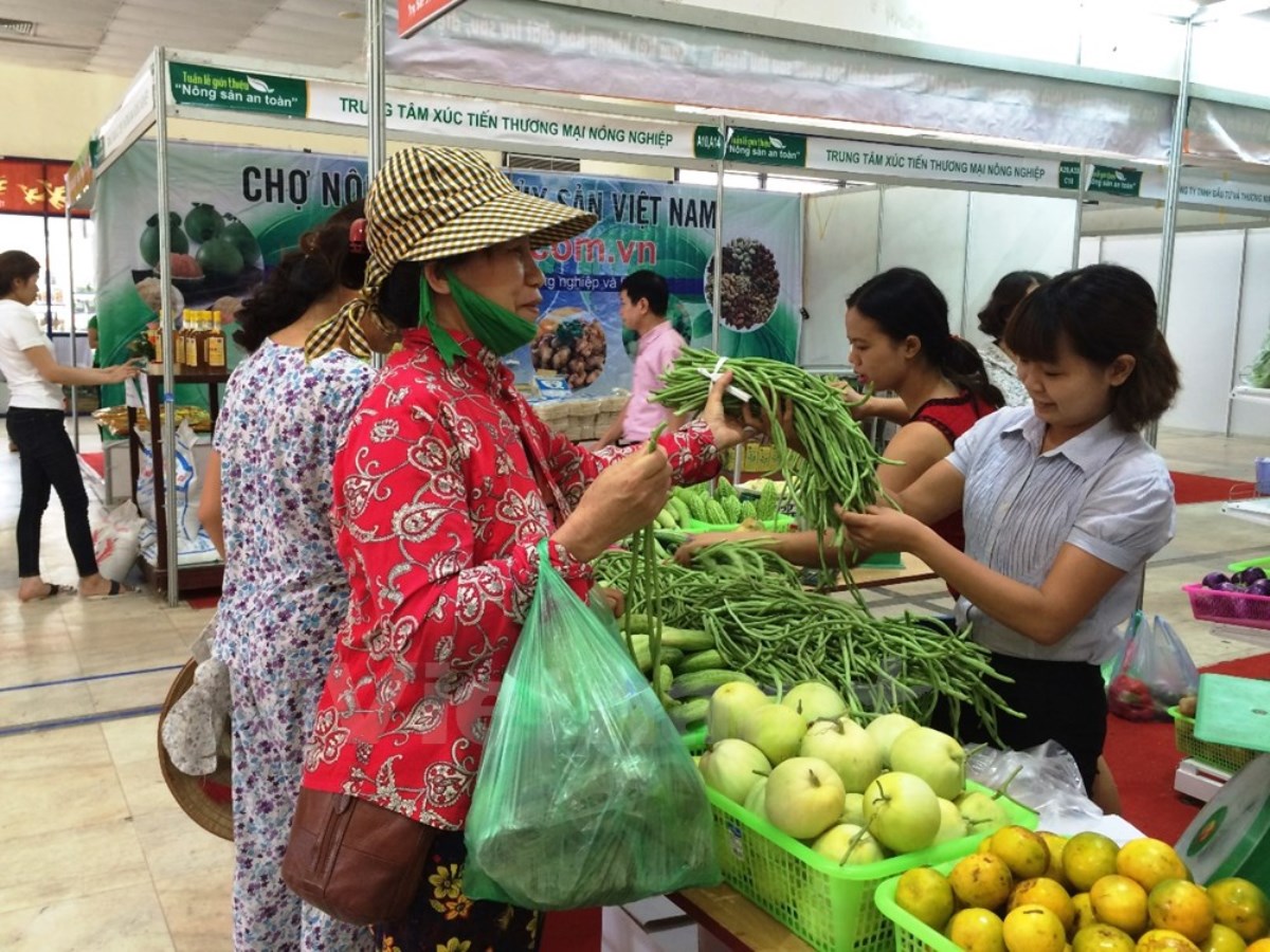 Đẩy mạnh XTTM, tìm đầu ra cho nông sản HTX