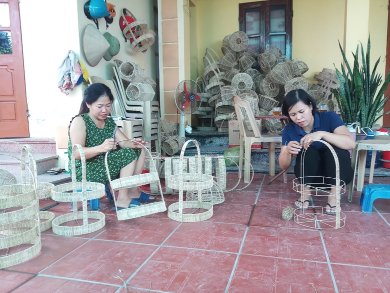 Giúp người lao động không phải ‘ly hương’ tìm việc