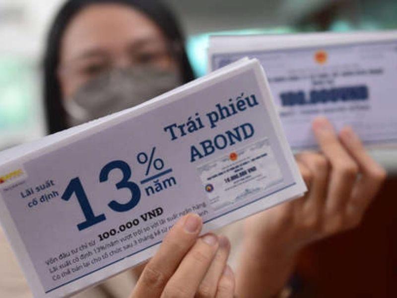 Lãi “khủng” nhưng dòng tiền kinh doanh của LienVietPostBank âm nặng và nỗi lo đến từ khoản nợ gần 21.500 tỷ đồng trái phiếu
