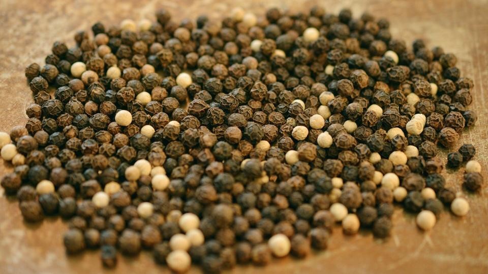 Hồ tiêu chững lại ở mốc 59.000 đồng/kg