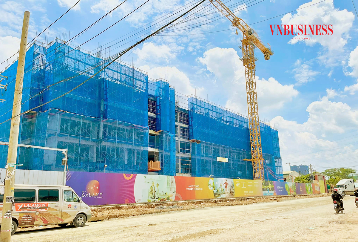 Doanh nghiệp địa ốc đang ở 'thế chân tường'?