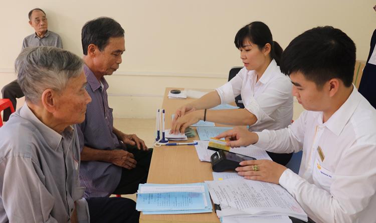 Giúp tuổi già an nhàn nhờ có lương hưu