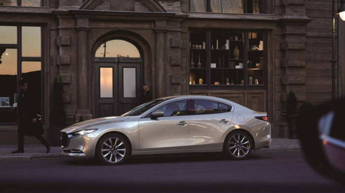 Hàng loạt mẫu xe Mazda được ưu đãi giảm giá dịp cuối năm
