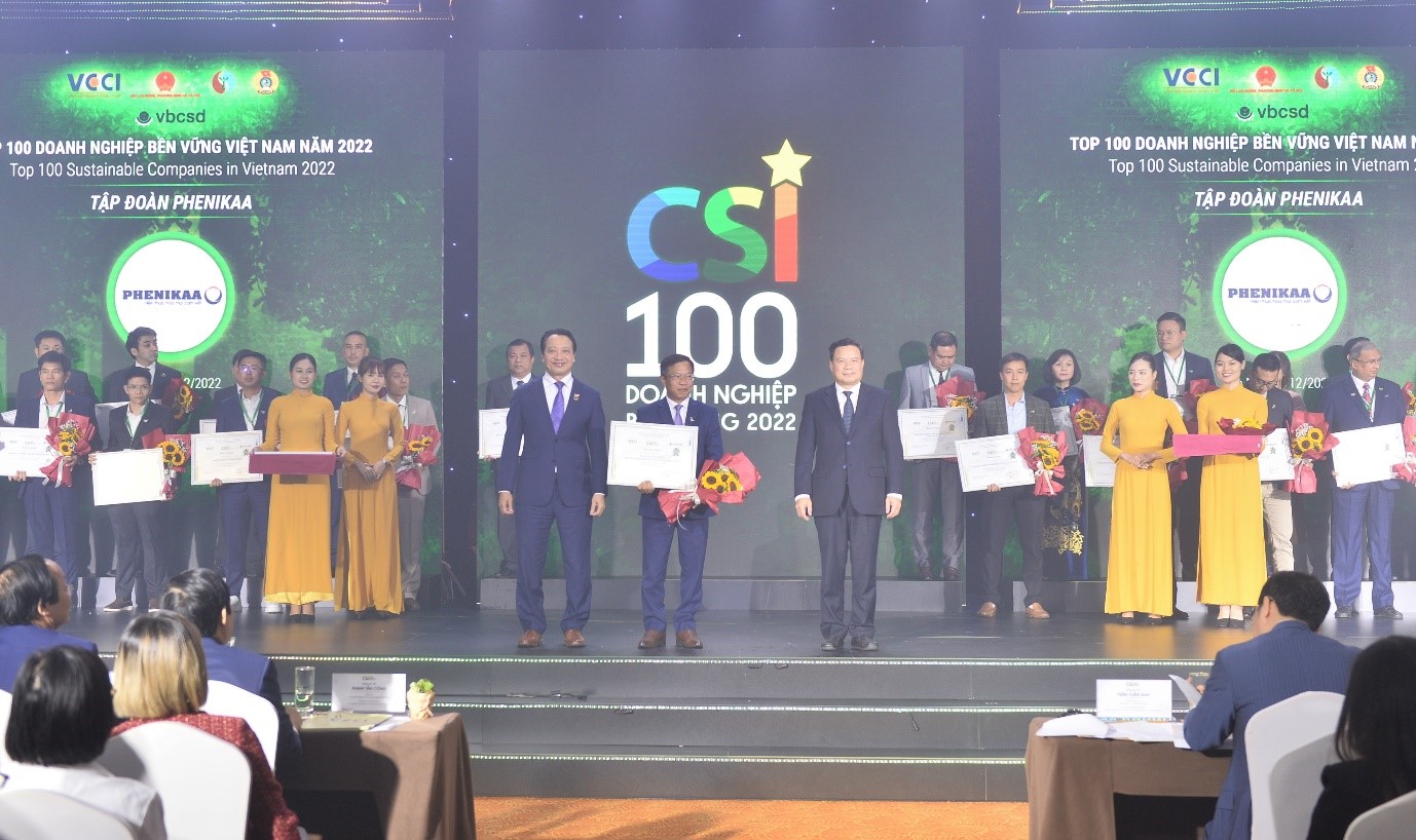 Tập đoàn Phenikaa lần thứ 5 liên tiếp thuộc Top 100 doanh nghiệp phát triển bền vững