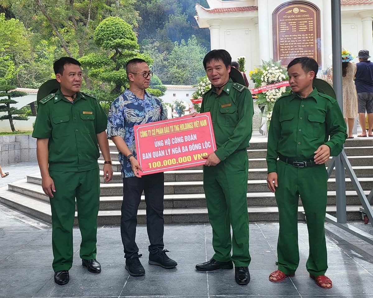 Hành trình về miền Trung dân hương tưởng nhớ các anh hùng liệt sĩ