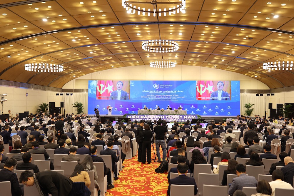 Chuyên gia nêu giải pháp đối phó với khó khăn trong năm 2023