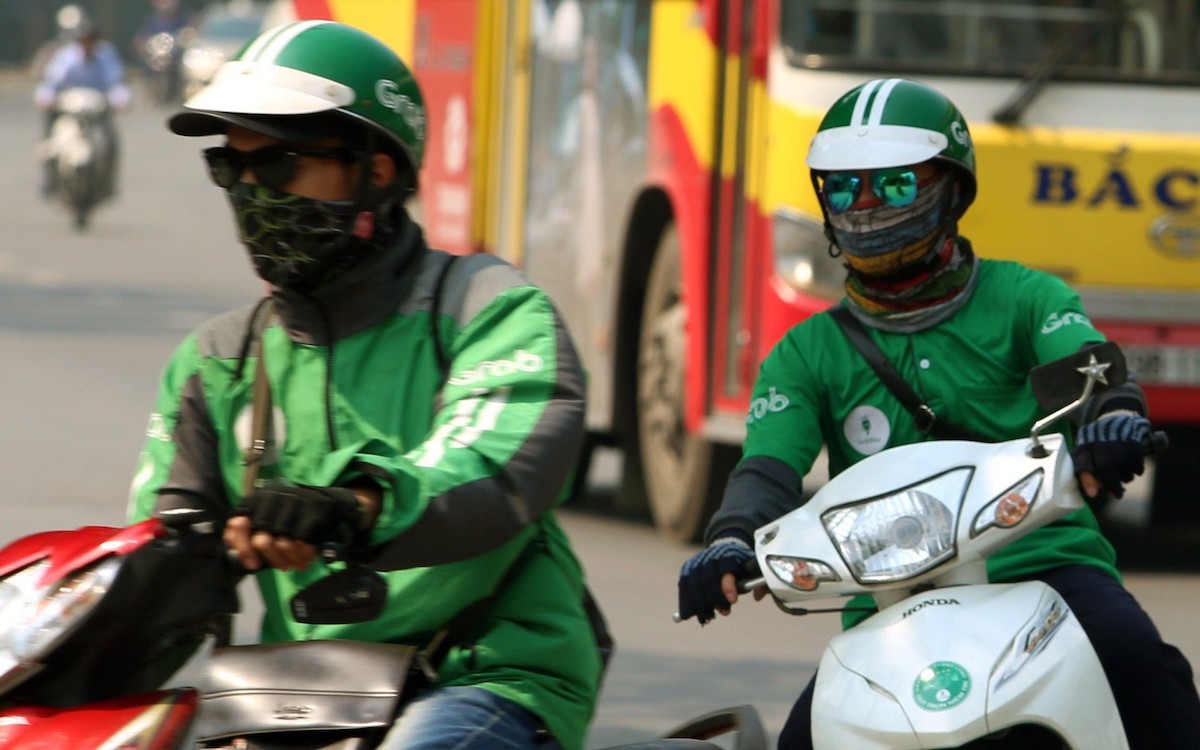 Grab thu phụ phí Tết Nguyên đán 2023, mức cao nhất 15.000 đồng/lượt
