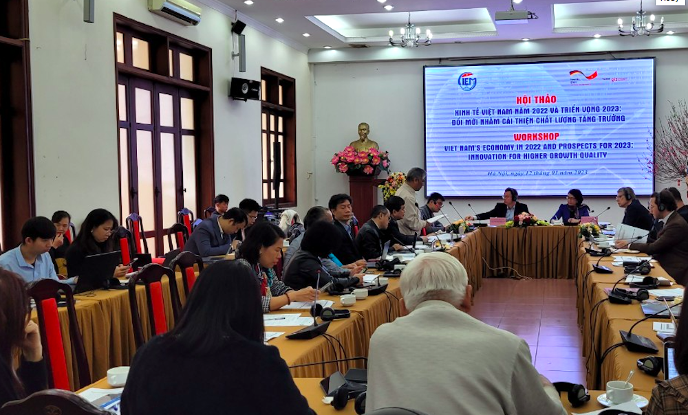 Viện trưởng CIEM: Bước qua năm 2022, chúng ta càng thấm thía hơn những cụm từ 'bất định, phức tạp, khó lường'