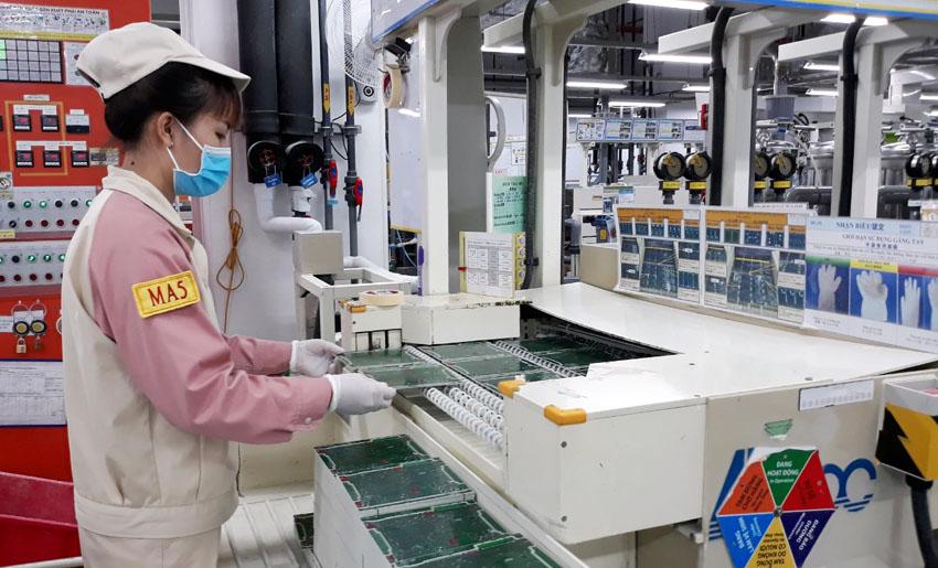 Những băn khoăn sau kỷ lục tăng trưởng GDP cao nhất một thập kỷ